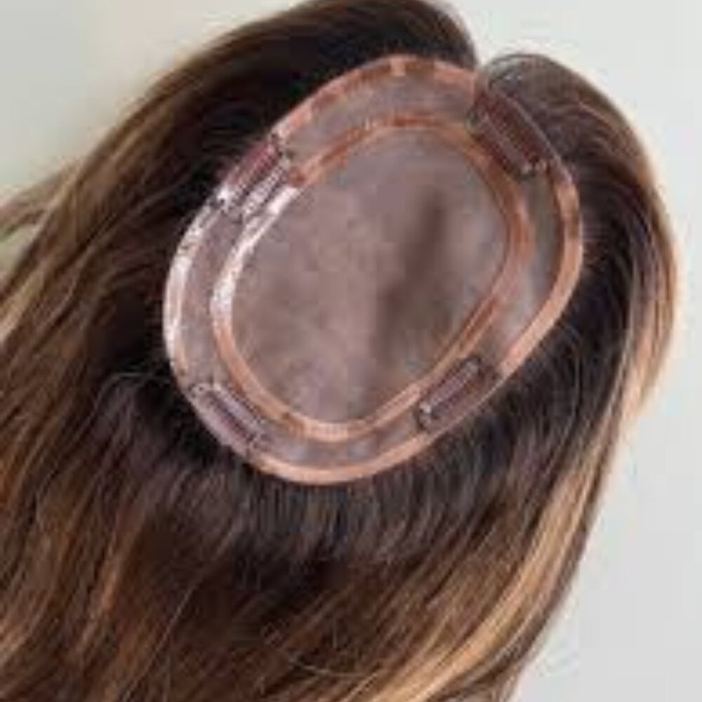 I'M LOOKING FOR LAUREN ASHTYN FULL VOLUME HAIR TOPPER